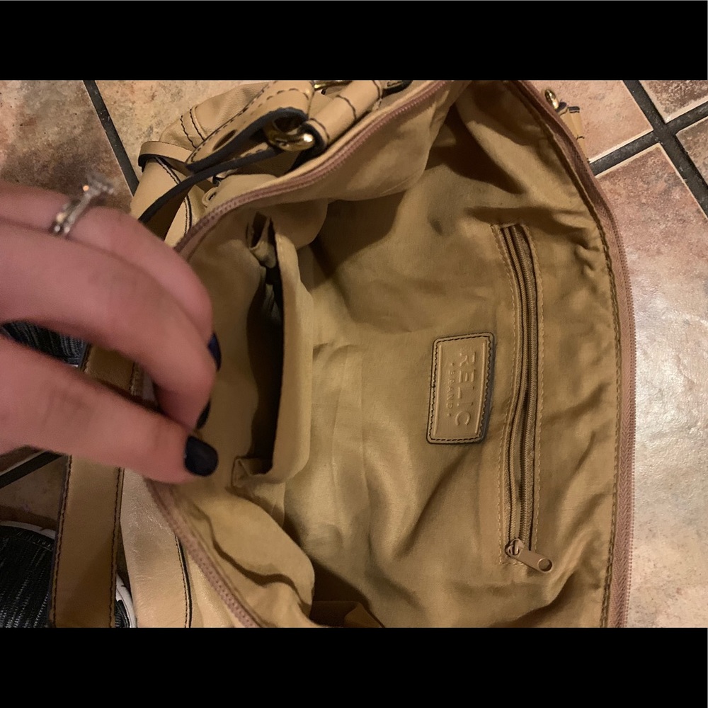 Relic Purse - Picture 5 of 6